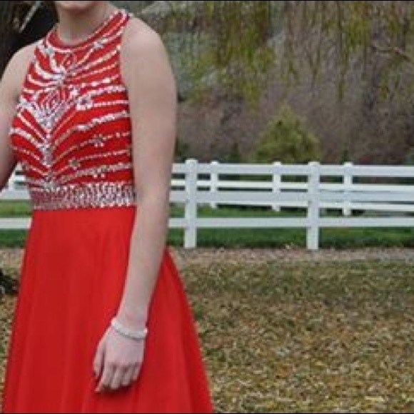 Prom - Picture 2 of 3